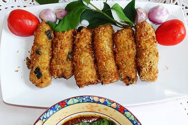 Cretan Zucchini Croquettes with Spicy Dip