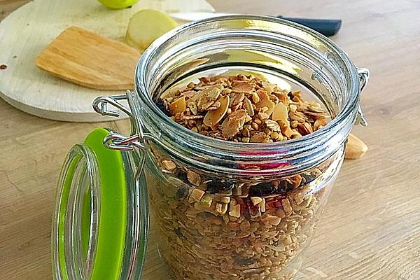 Crispy Muesli Made from Buckwheat and Oat Flakes