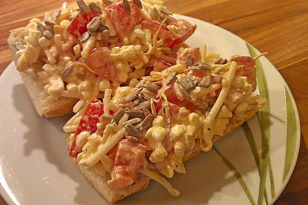 Crumbly Cottage Cheese with Tomatoes and Mung Bean Sprouts