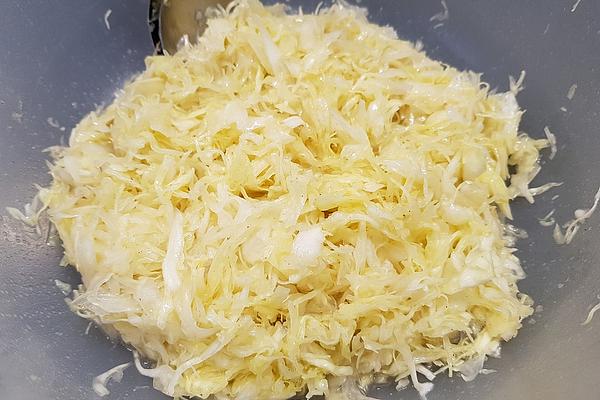 Crunchy Pointed Cabbage Salad