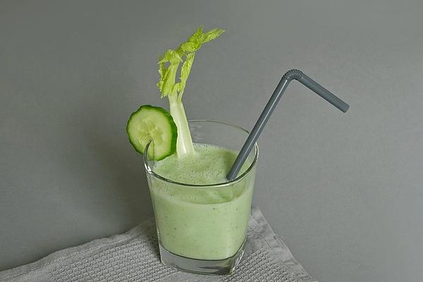 Cucumber and Celery Smoothie