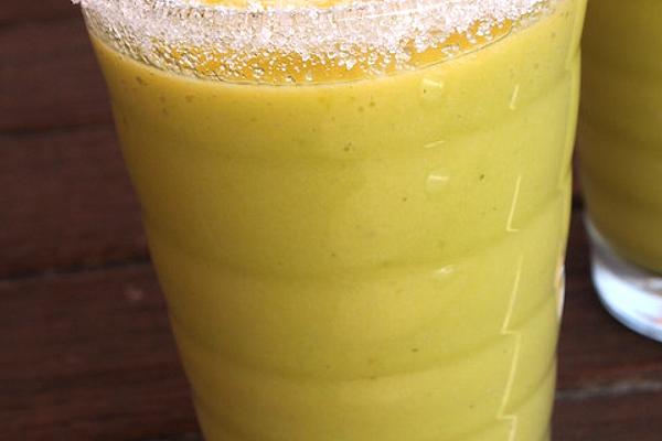 Cucumber and Mango Smoothie