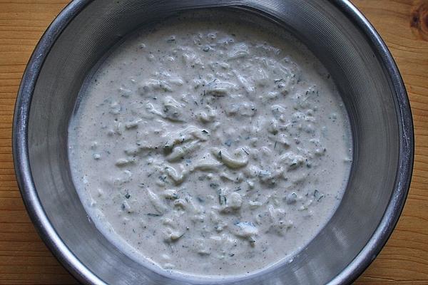 Cucumber and Peppermint Raita La Gabi