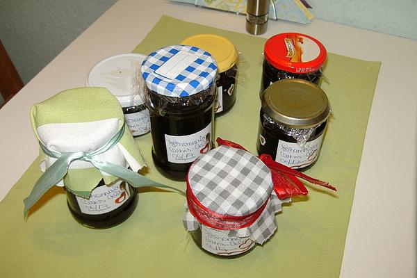 Currant and Cassis Jelly