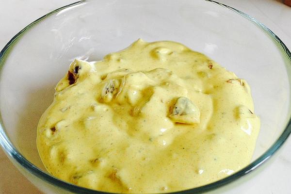 Curry and Cranberry Dip