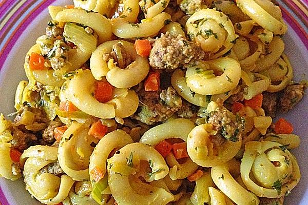 Curry Cream Noodles with Mince
