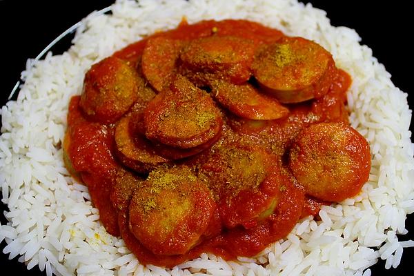 Currywurst with Fruity-hot Curry Sauce