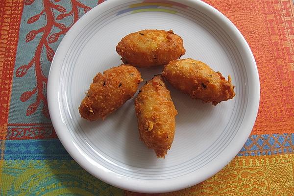 Dauphine Potatoes with Cheese