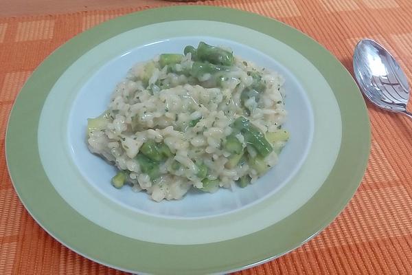 Delicious Asparagus Risotto for Calorie-conscious
