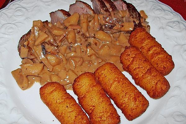 Duck Breast Fillet with Baked Apple Sauce