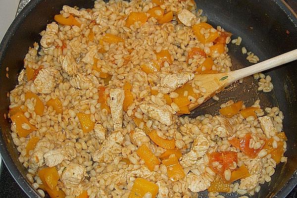 Ebly Pan with Diced Chicken Breast