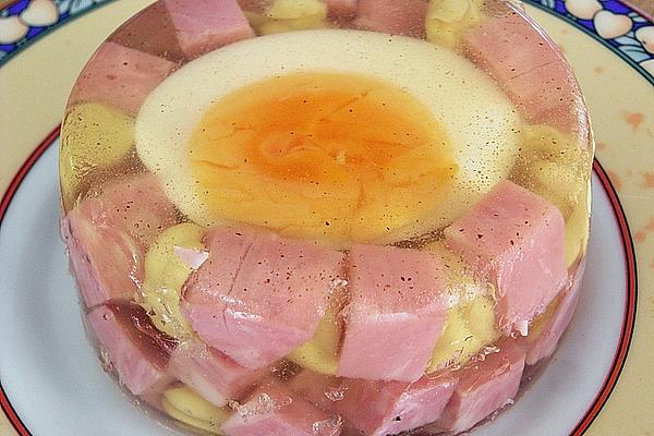 Eggs in Aspic