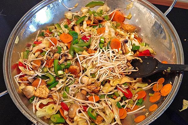 Fast Asian Tempeh Pan