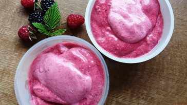 Raspberry and Blackberry Jelly