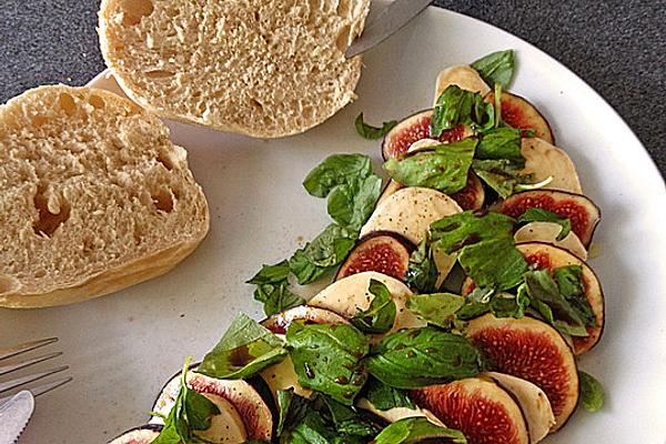 Fig and Mozzarella Salad
