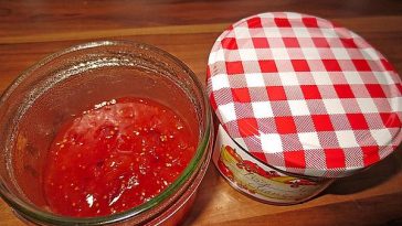 Kathrin`s Apple and Fig Jam