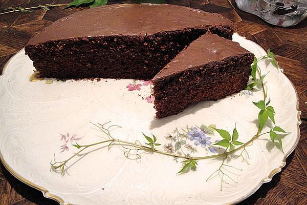 Filled Juicy Chocolate Cake