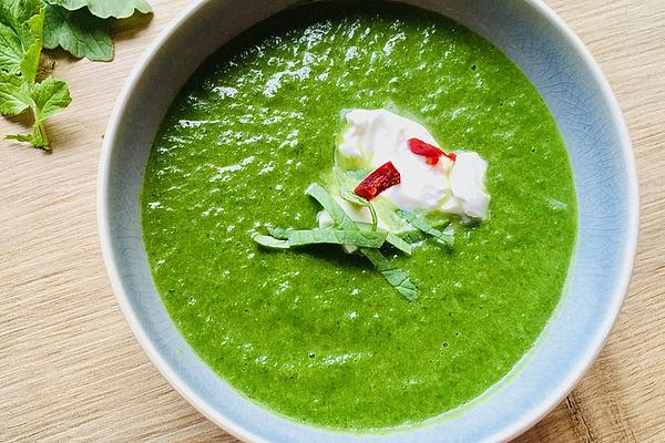 Fine Radish Leaf Soup