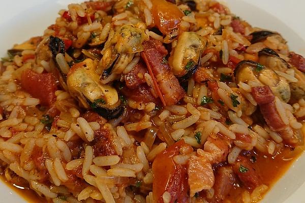 Fire Poppy Rice Pan with Tomatoes and Prawns