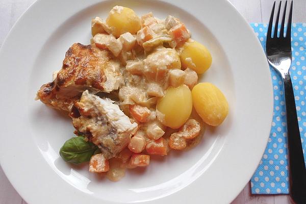 Fish Fillet in Bed Of Vegetables