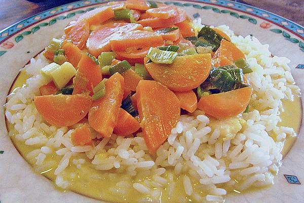 Fish Fillets in Saffron Sauce