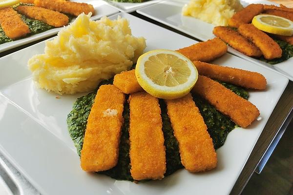Fish Fingers on Mashed Potatoes