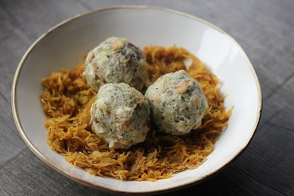 Flatbread Dumplings with Oriental Sauerkraut
