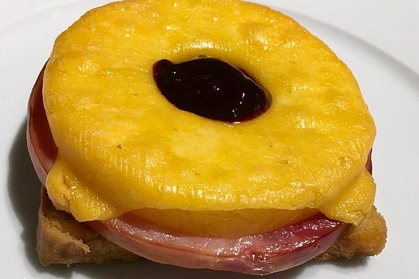 Flowers Toast Hawaii Special with Kasseler