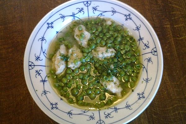 Fresh Pea Soup Great-grandma`s Style