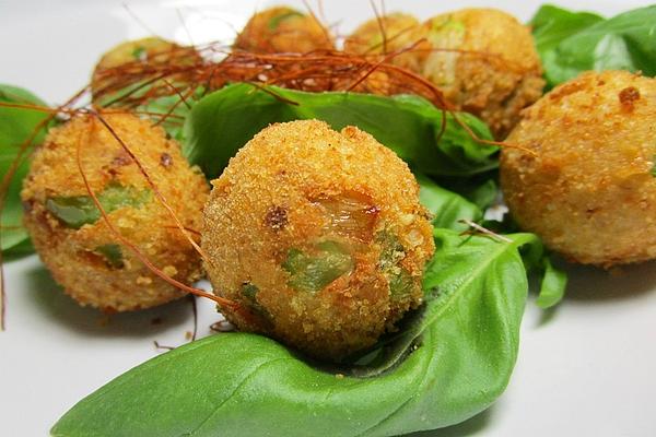 Fried Sheep`s Cheese Balls
