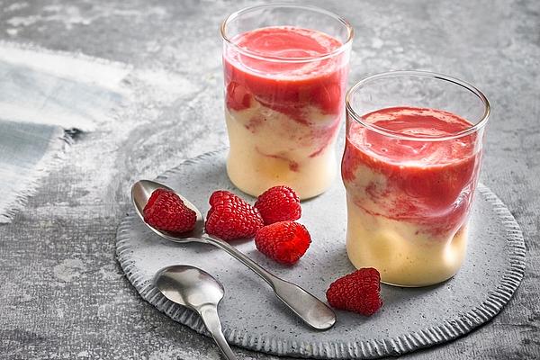 Frozen Peach and Raspberry Smoothie