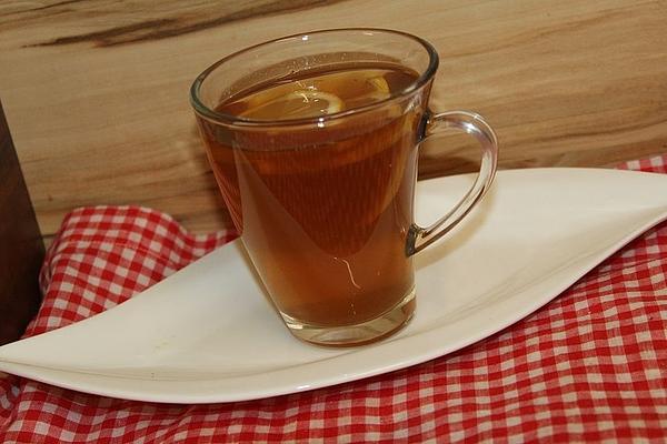 Ginger Iced Tea with Mint for Barbecue Evening