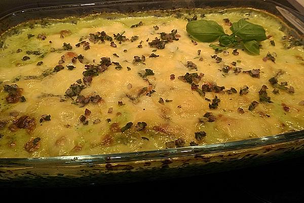 Gnocchi and Spinach Casserole with Minced Meat