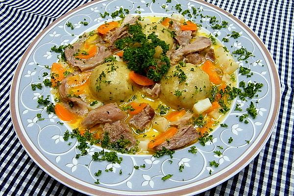 Goose Soup with Breadcrumbs