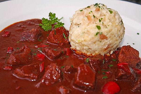 Goulash Extra Juicy, with Slightly Smoky Taste