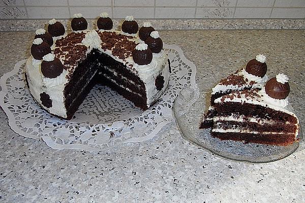 Grandma`s Red Wine Cake