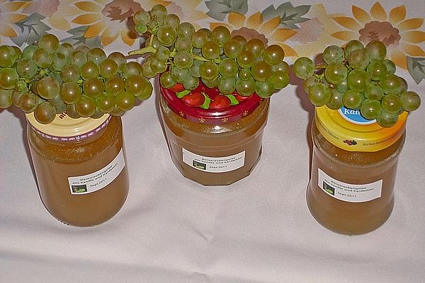 Grape Jelly with Vanilla Butter and Cardamom