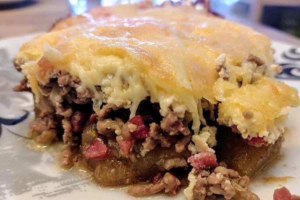 Gratin Of Nutmeg Squash with Minced Meat