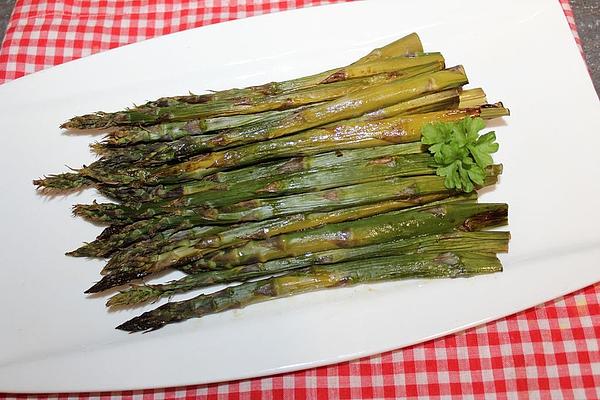 Green Asparagus Fried in Honey and Balsamic Vinegar