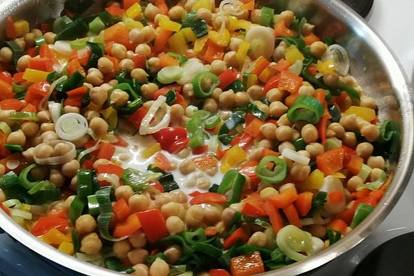 Green Chickpea Curry