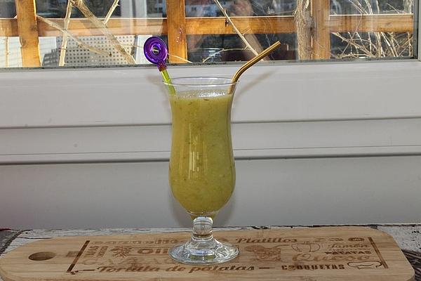 Green Romaine Smoothie