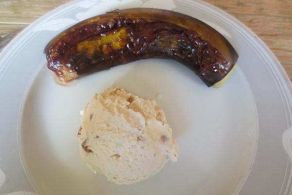 Grilled Chocolate Bananas À La Gabi