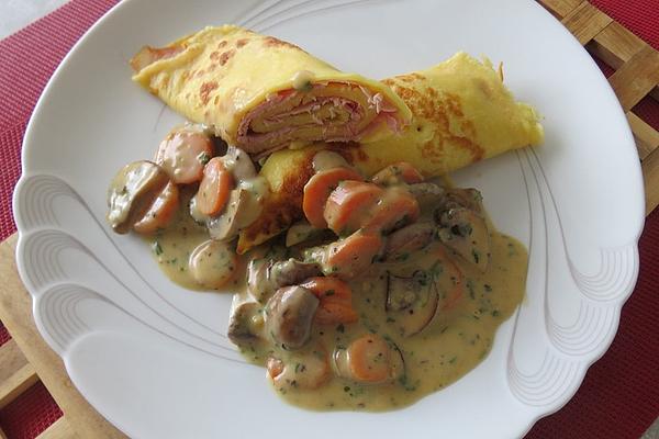 Ham Pancake Rolls with Mushroom Cream