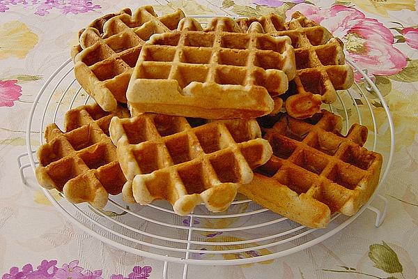Hazelnut and Cinnamon Waffles
