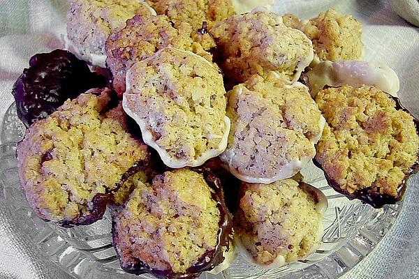 Hearty Oat Macaroons