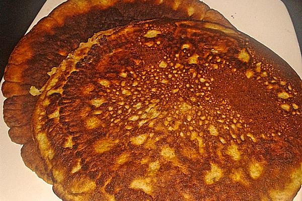 High Protein Pancakes with Almonds and Apple