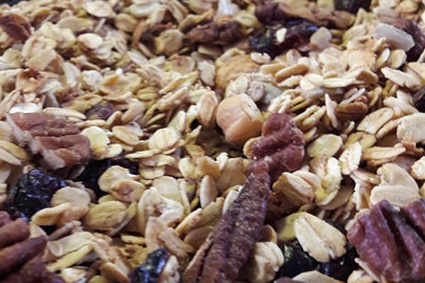 Homemade Crunchy Crunchy Muesli