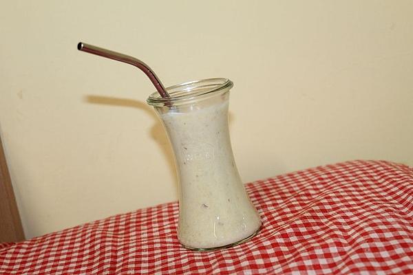 Honey and Almond Breakfast Shake