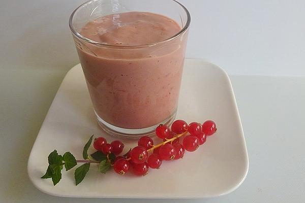 Ice Cold Fruity Smoothie