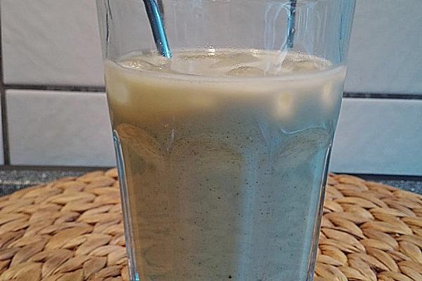 Ice Cream Matcha Latte